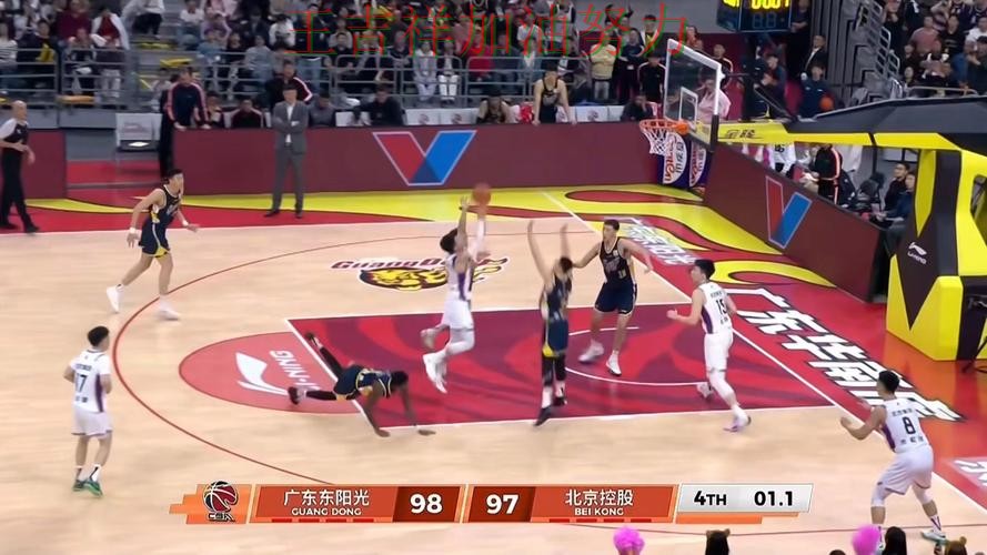 中国跳水队客场逆转拿下关键三分 防守端问题再次暴露 中国跳水队客场逆转拿下关键三分 防守端问题再次暴露